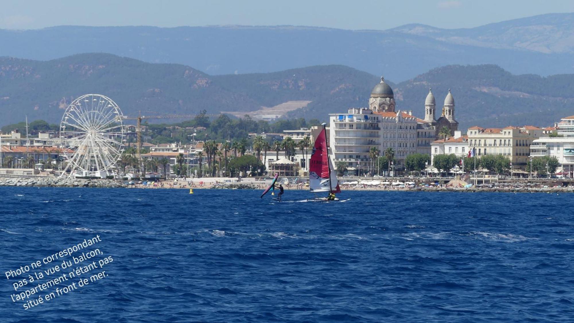 Saint Raphael, T2, Piscine, Proche Centre Ville المظهر الخارجي الصورة